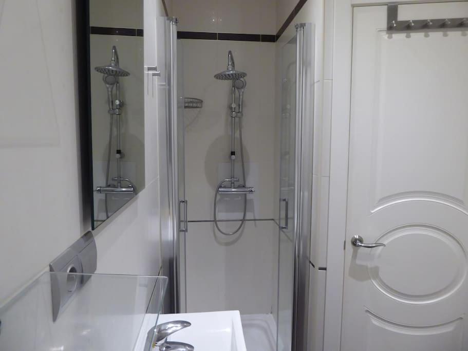 Tranquilo Apartamento En Chueca In2Iz5 Мадрид Екстер'єр фото