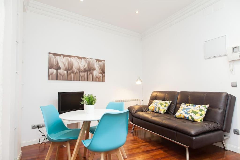Tranquilo Apartamento En Chueca In2Iz5 Мадрид Екстер'єр фото