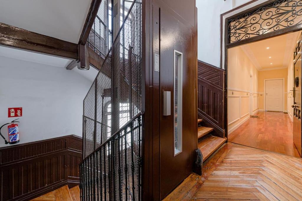 Tranquilo Apartamento En Chueca In2Iz5 Мадрид Екстер'єр фото